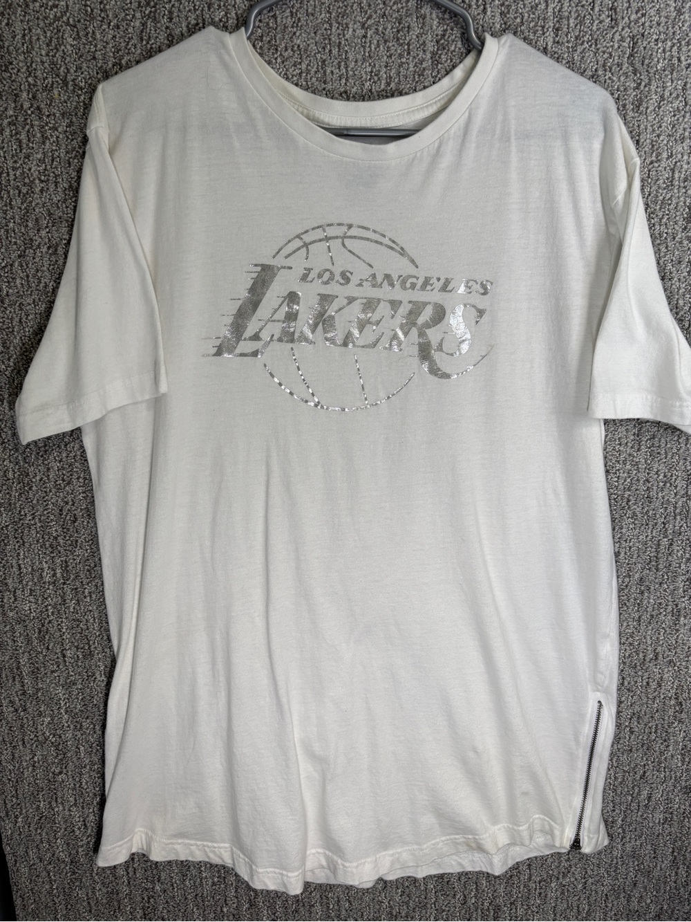 Los Angeles Lakers Metallic Silver Logo Short Sleeve T-shirt Basketball Casual